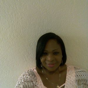 Meet your Posher, Evelyn